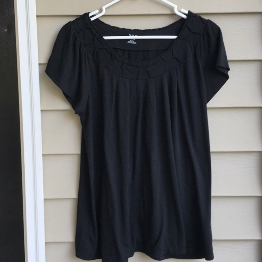 Little black top!  Comfortable!  Made by a.n.a